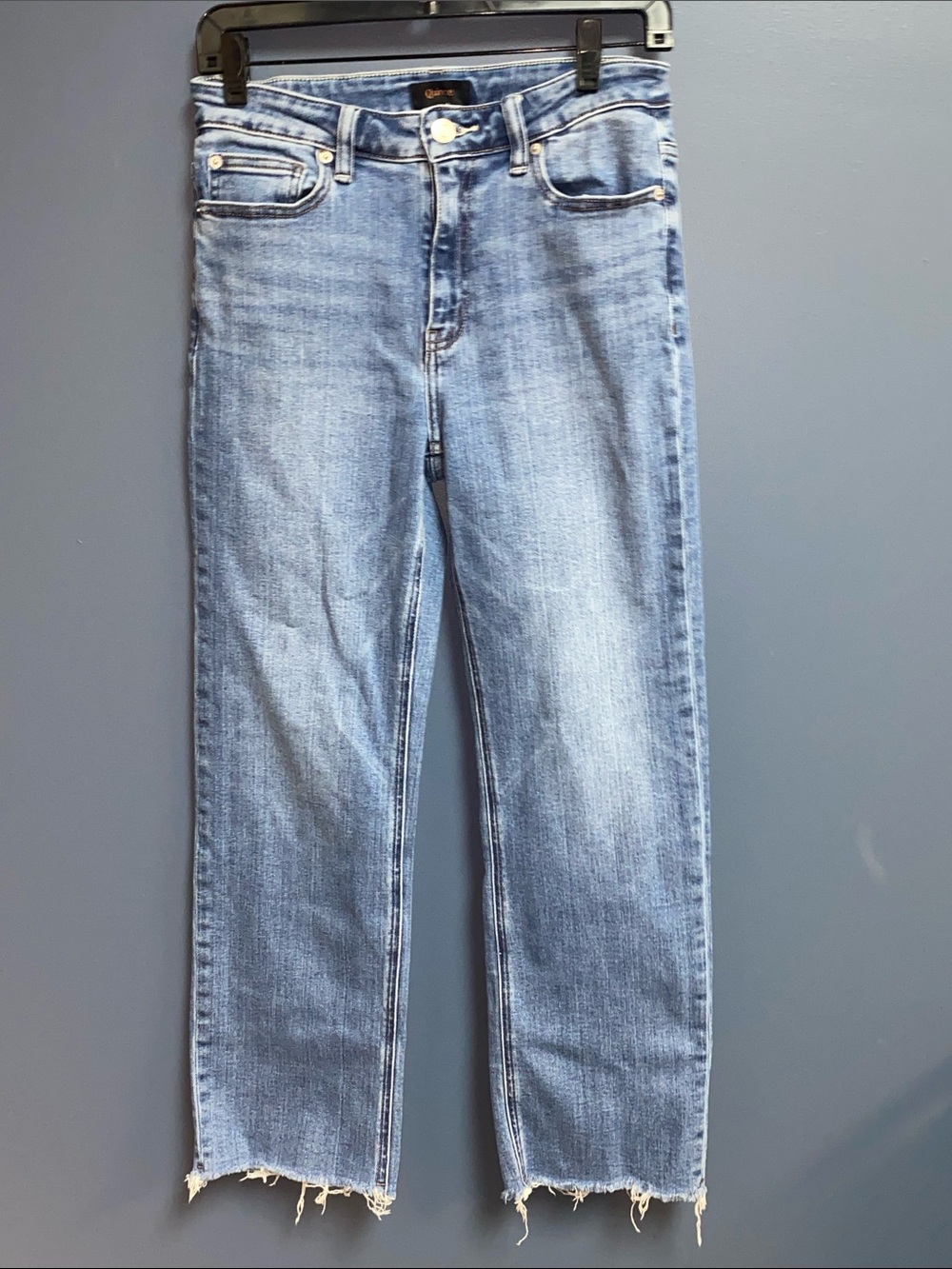 QUINCE JEANS SIZE 28”WAIST 26” INSEAM LIGHT BLUE JEANS RAW HEM ORGANIC COTTON